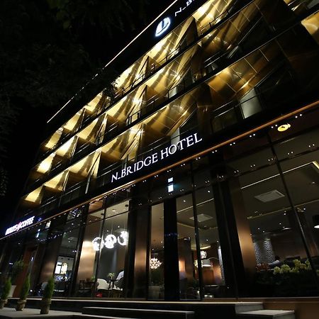 N Bridge Hotel Jeonju Buitenkant foto